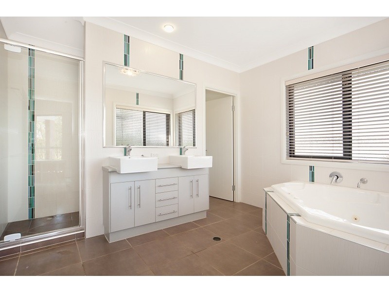 1 Lakeview Terrace, Murrumba Downs QLD 4503