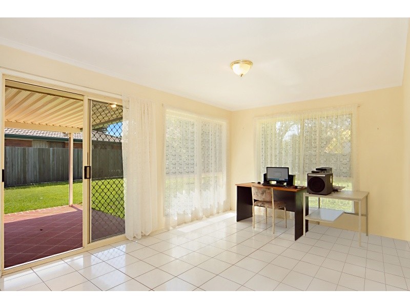 8 Fowler Drive, Caboolture South QLD 4510
