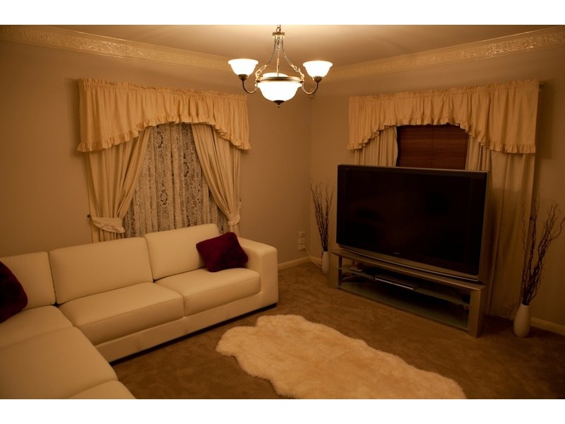 2 Guildhall Court, Murrumba Downs QLD 4503