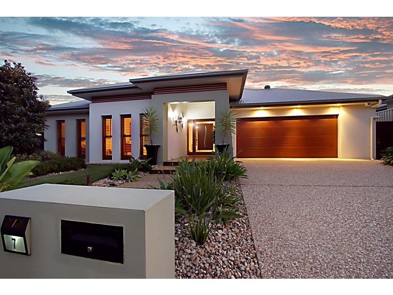 7 Twin Lakes Drive, Murrumba Downs QLD 4503