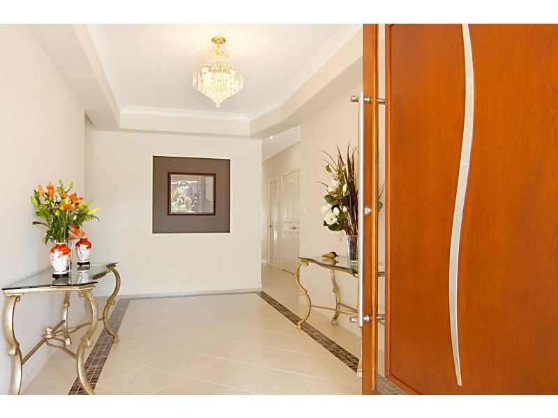 7 Twin Lakes Drive, Murrumba Downs QLD 4503