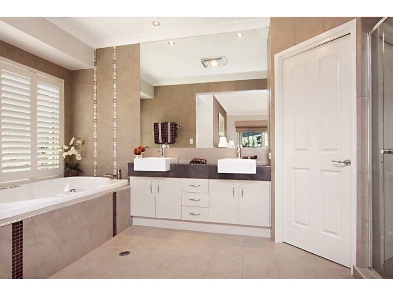 7 Twin Lakes Drive, Murrumba Downs QLD 4503