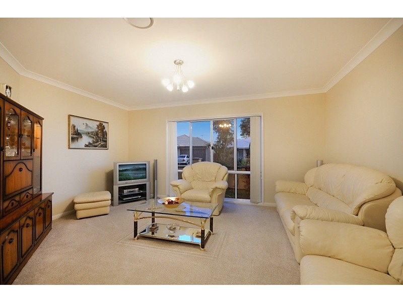 1 Warabi Crescent, North Lakes QLD 4509