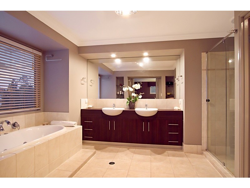17 Hampstead Outlook, Murrumba Downs QLD 4503