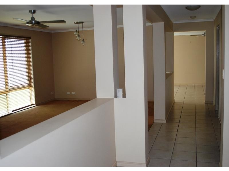 19 Kalbarri Street, North Lakes QLD 4509