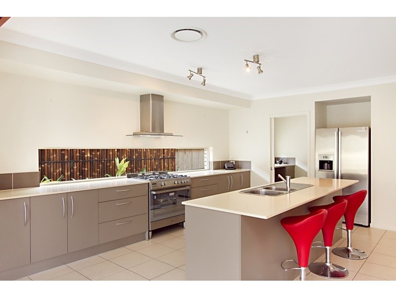 9 Possum Parade, North Lakes QLD 4509
