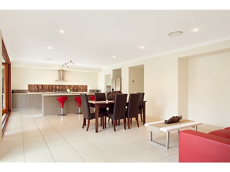 9 Possum Parade, North Lakes QLD 4509