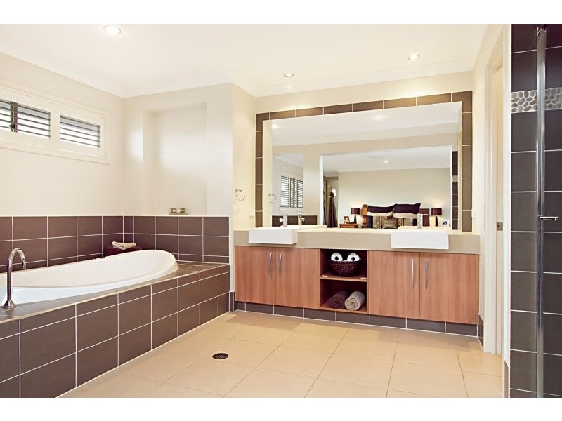 9 Possum Parade, North Lakes QLD 4509