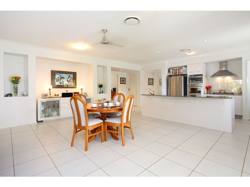 4 Cascade Court, Murrumba Downs QLD 4503