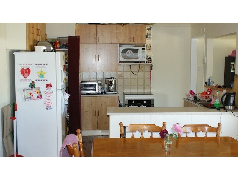 9 Kookaburra Parade, Woodberry NSW 2322