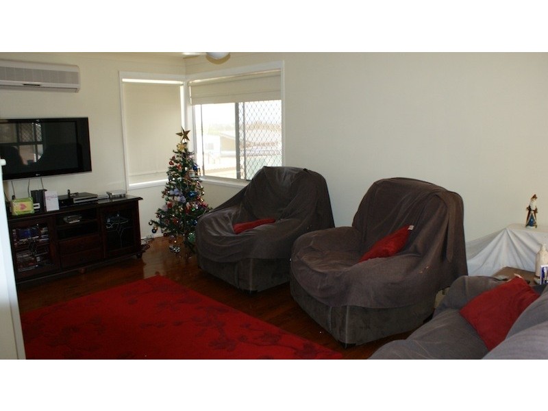 9 Kookaburra Parade, Woodberry NSW 2322