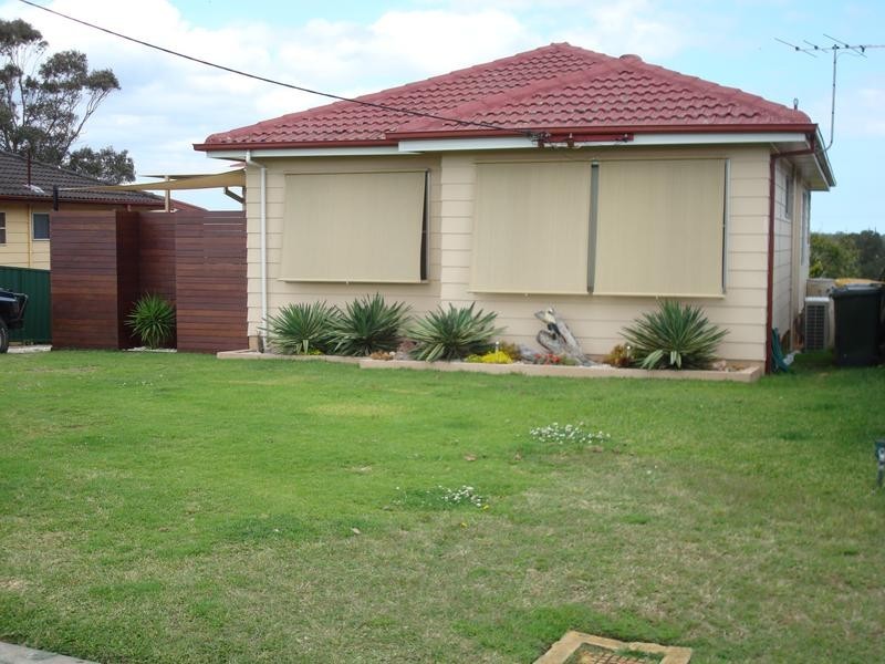 66 Curlew Crescent, Woodberry NSW 2322