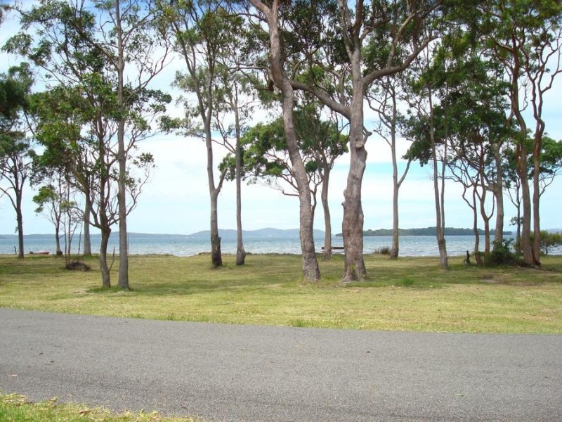 17 Waterfront Road, Swan Bay NSW 2324