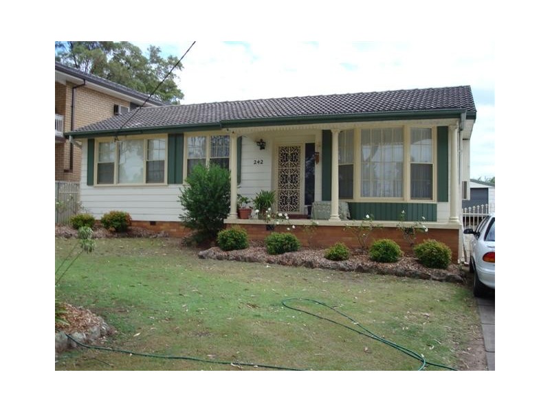 242 Anderson Drive, Beresfield NSW 2322