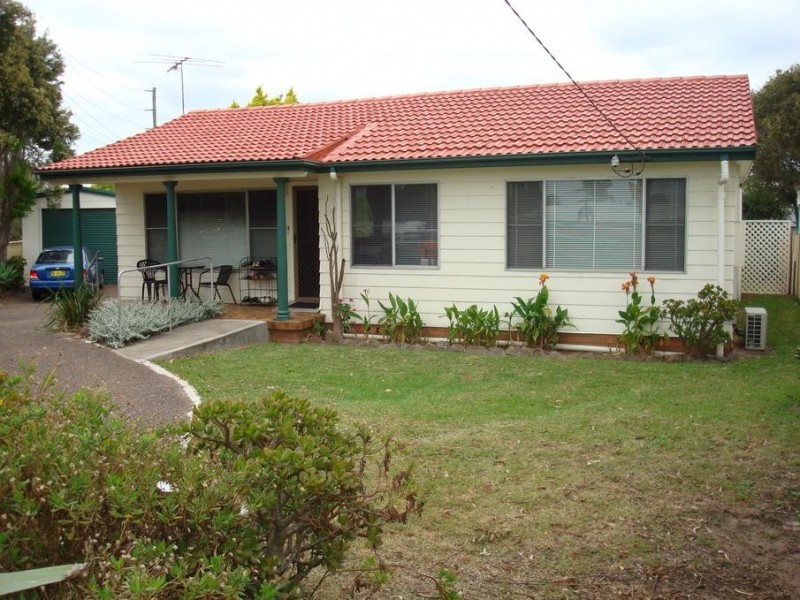 14 Quarter Sessions Road, Tarro NSW 2322