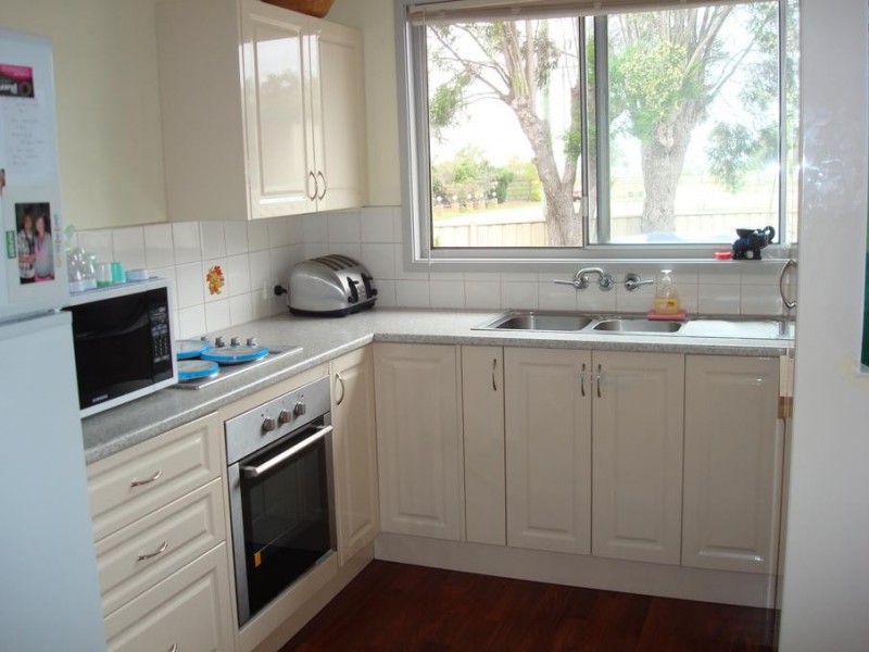 14 Quarter Sessions Road, Tarro NSW 2322