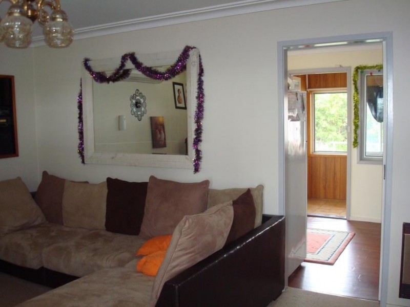 14 Quarter Sessions Road, Tarro NSW 2322