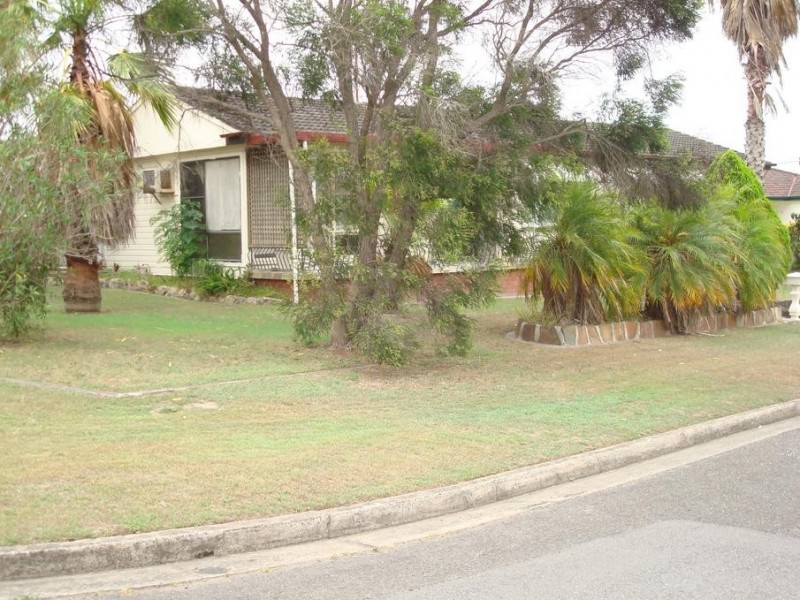 2 Hartzer Place, Tarro NSW 2322