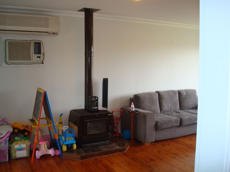 72 Kookaburra Parade, Woodberry NSW 2322