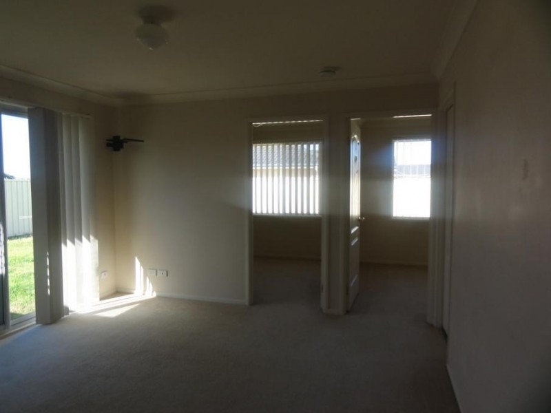 6 Parkside Crescent, Thornton NSW 2322