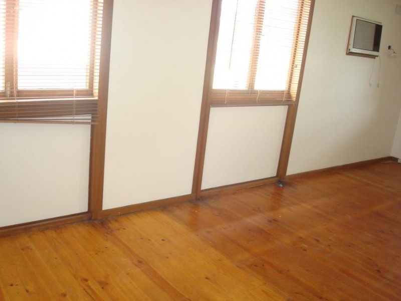 31 Duckenfield Avenue, Woodberry NSW 2322
