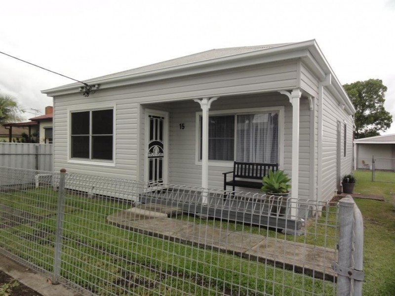 15 Emerson Street, Beresfield NSW 2322