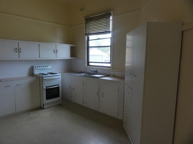 16 Chaucer Street, Beresfield NSW 2322