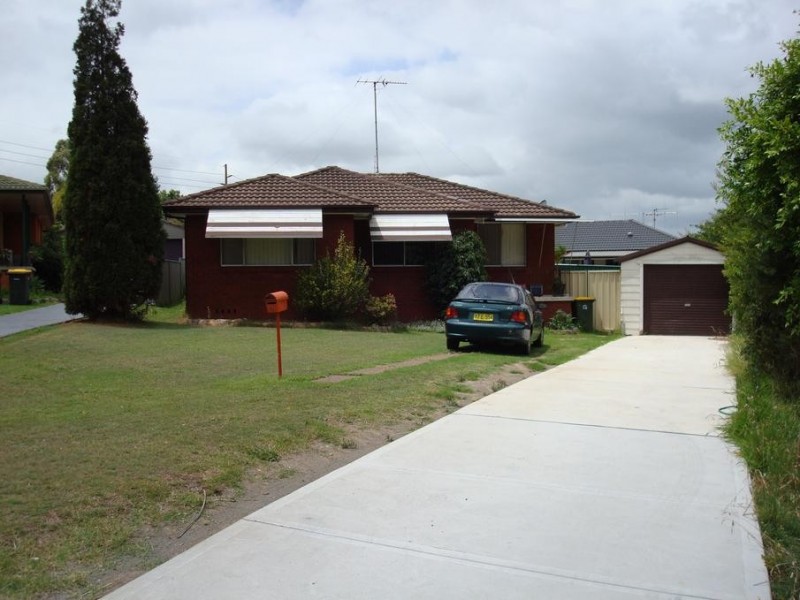 7 Meehan Close, Thornton NSW 2322