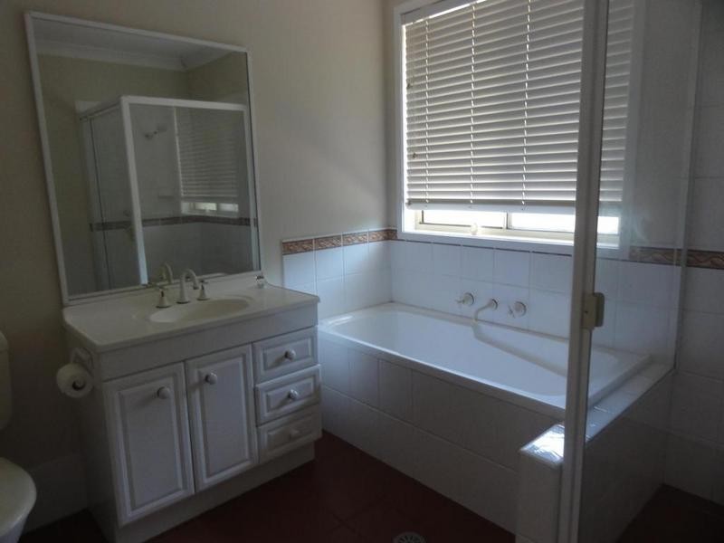4 Maybush Avenue, Thornton NSW 2322