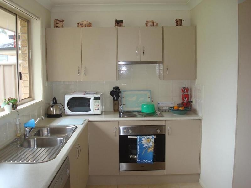 2/120 Anderson Drive, Tarro NSW 2322