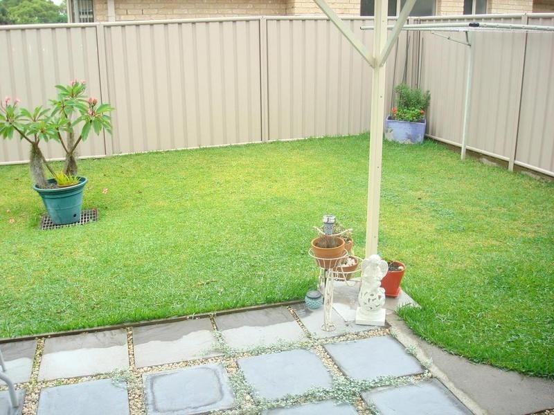 2/120 Anderson Drive, Tarro NSW 2322