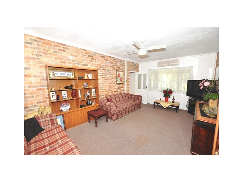 13 Oakfield Road, Salt Ash NSW 2318