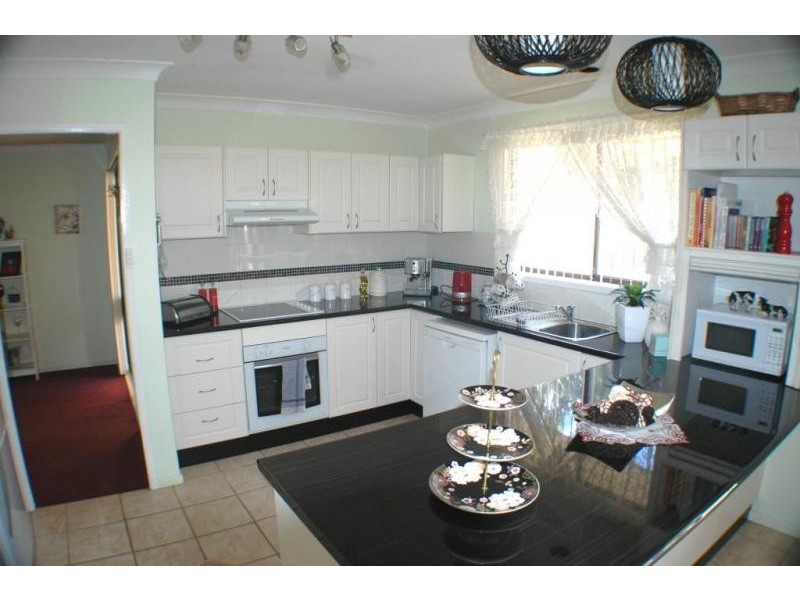 3 Taylor Avenue, Thornton NSW 2322