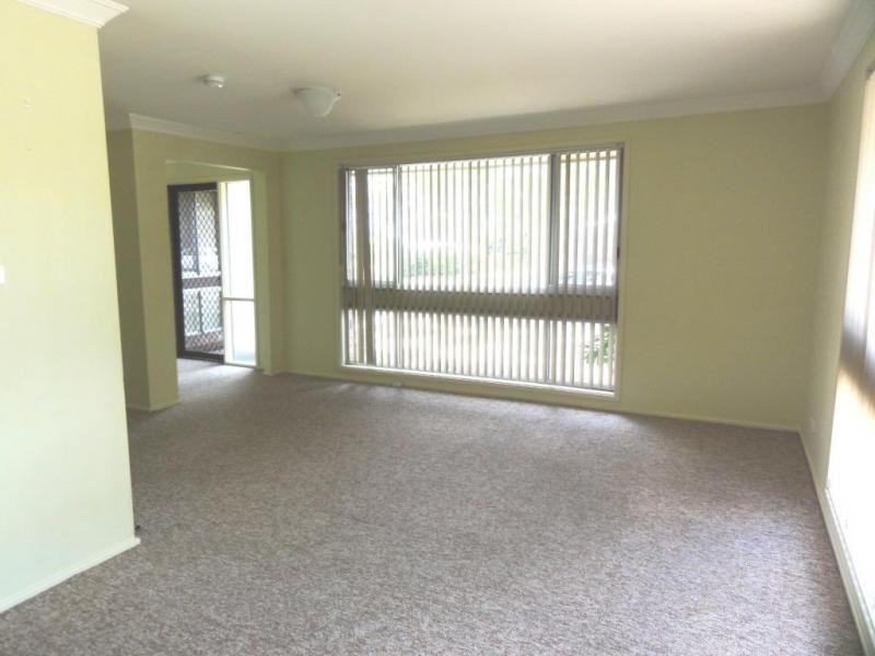 25 Taylor Avenue, Thornton NSW 2322