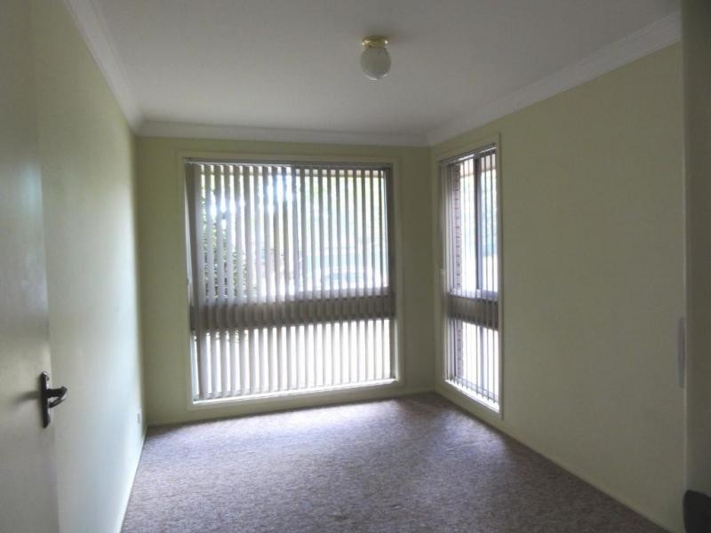 25 Taylor Avenue, Thornton NSW 2322