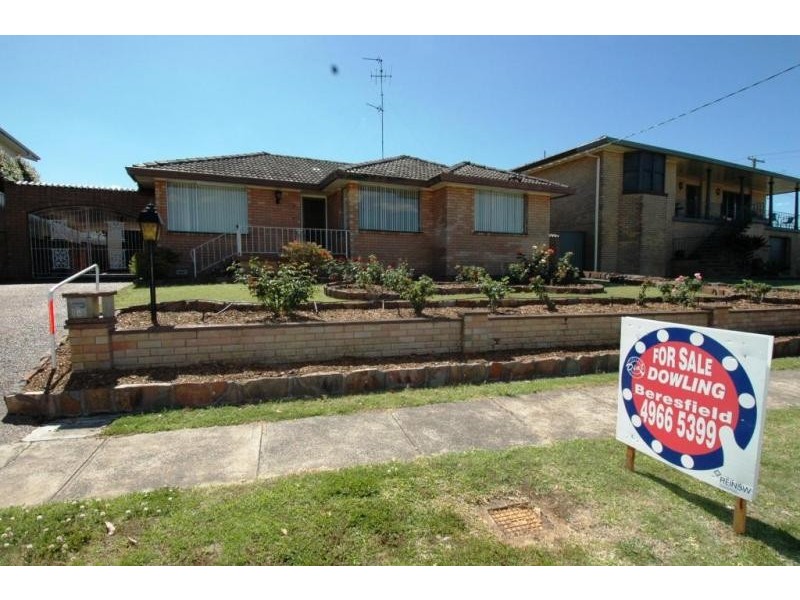 8 Paston Street, Tarro NSW 2322