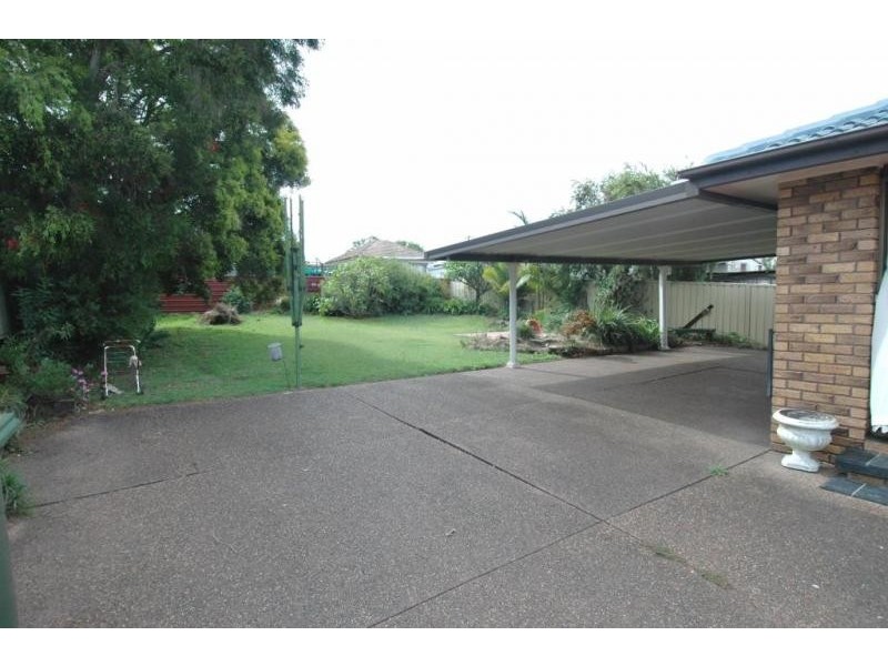 17 Irving Street, Beresfield NSW 2322