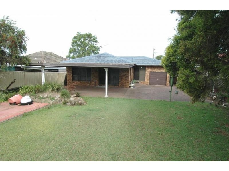 17 Irving Street, Beresfield NSW 2322