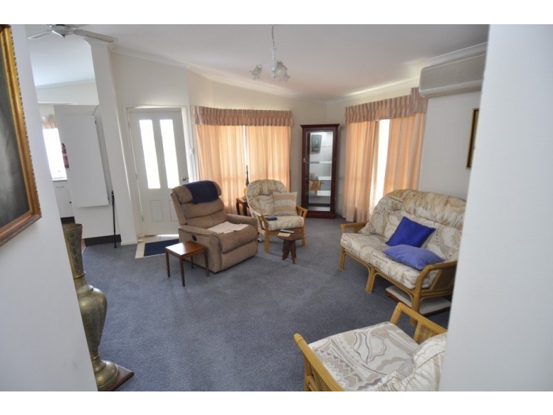 7 Third Avenue (Palm Village), Tarro NSW 2322