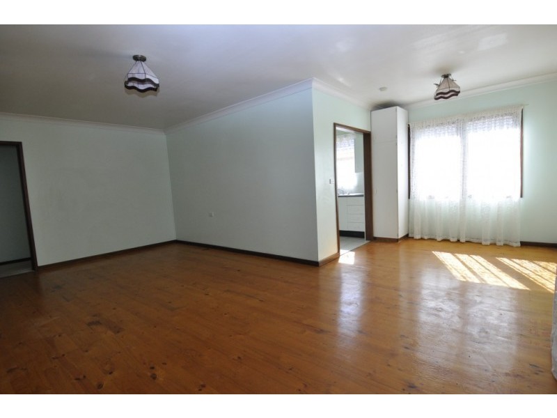 18 Bristol Street, Woodberry NSW 2322