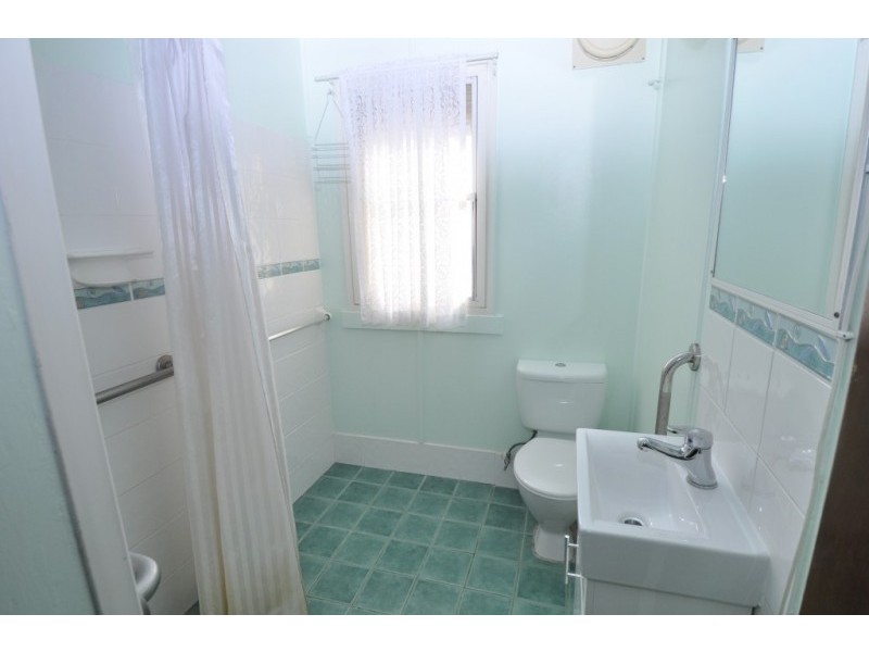 18 Bristol Street, Woodberry NSW 2322