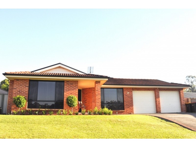 27 Parl Street, East Maitland NSW 2323