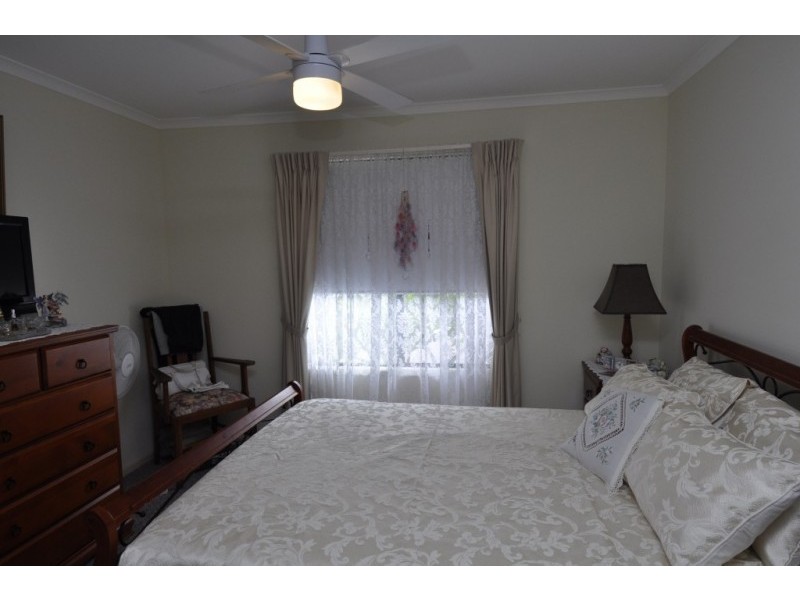 102 First Avenue (Palm Village), Tarro NSW 2322