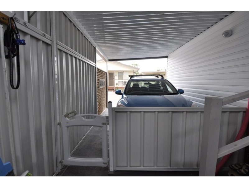 102 First Avenue (Palm Village), Tarro NSW 2322