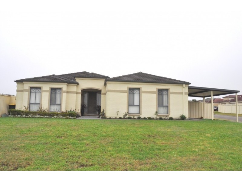 6 Macadamia Place, Thornton NSW 2322