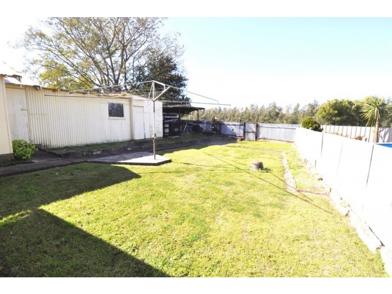 23 Eastern Avenue, Tarro NSW 2322