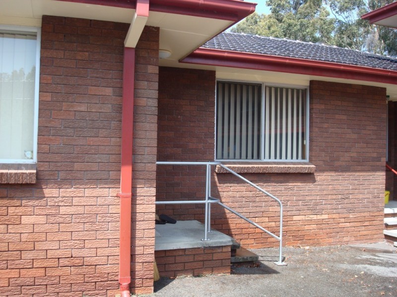 2/24 Wakehurst Crescent, Metford NSW 2323