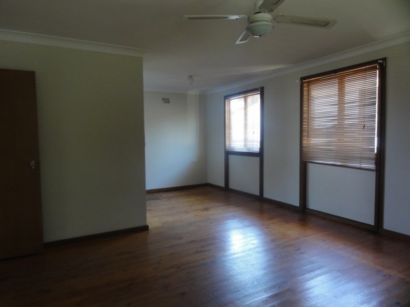 31 Duckenfield Avenue, Woodberry NSW 2322