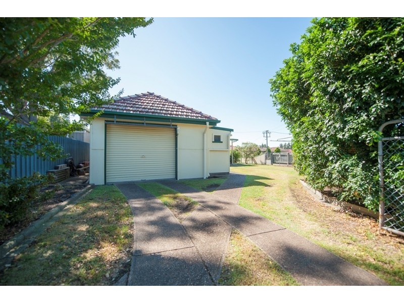 22 Eastern Avenue, Tarro NSW 2322