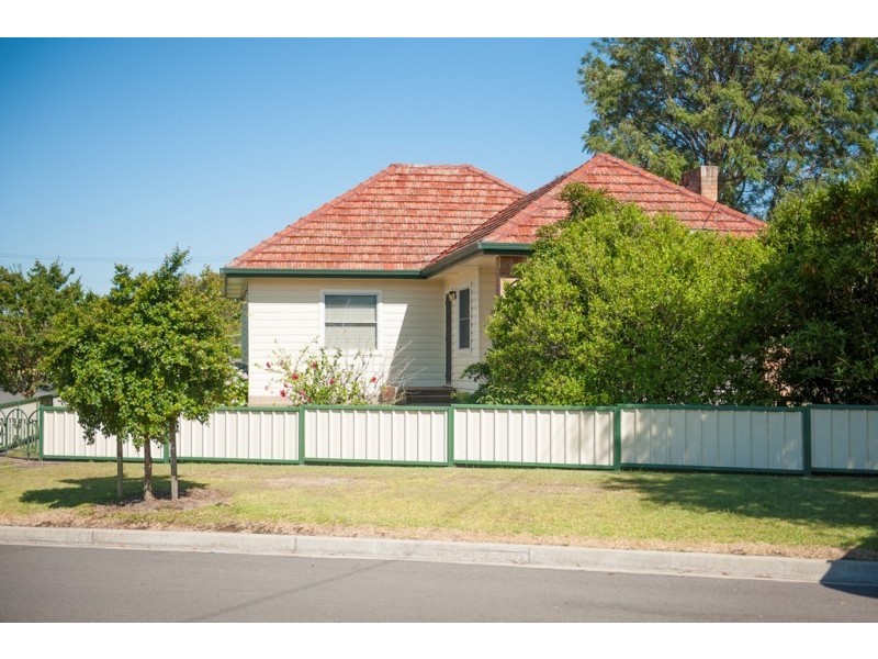 22 Eastern Avenue, Tarro NSW 2322